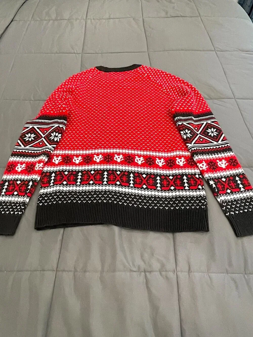Violent Gentlemen Hockey Club Sweater XL Streetwear Ugly Christmas Knit